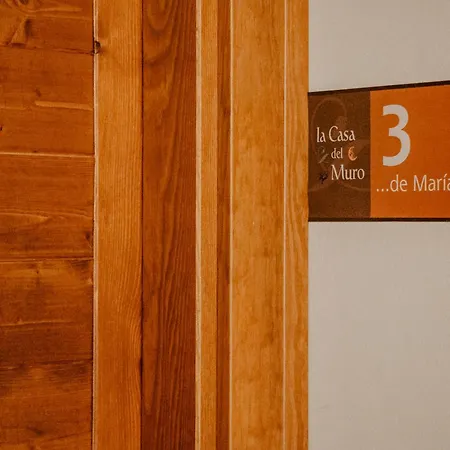La Casa Del Muro *